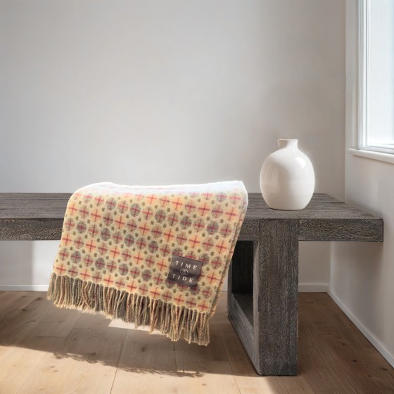 Milan Spot Throw - Blush