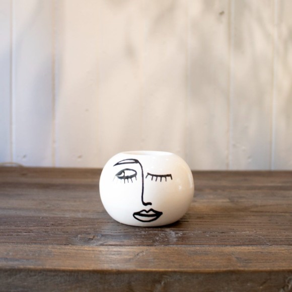 Round Winking Face Tealight Holder