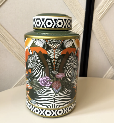 Ceramic Vases: The Perfect Decorative Christmas Gifts