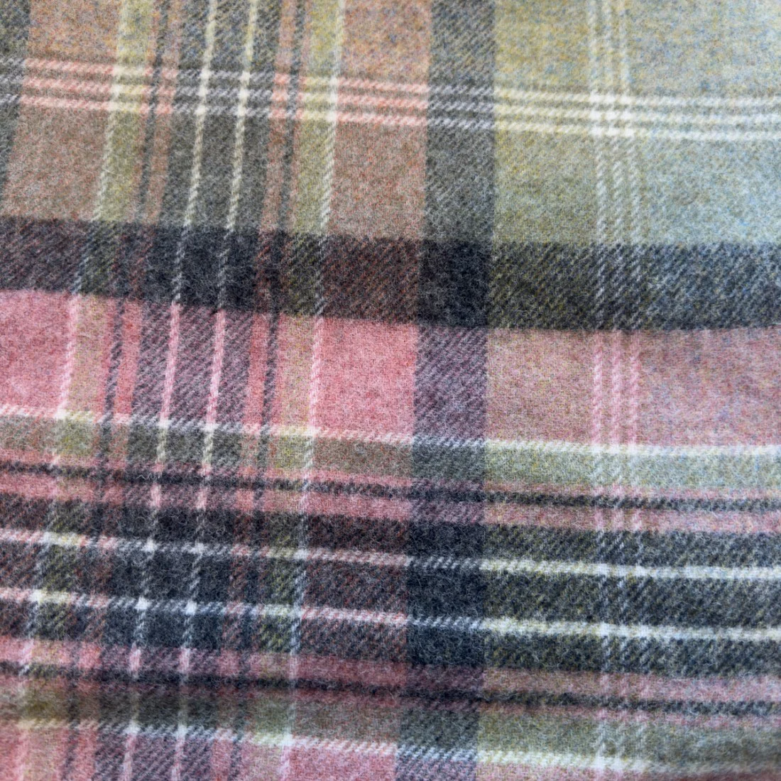 Shetland Kintyre Throw Green Time Tide